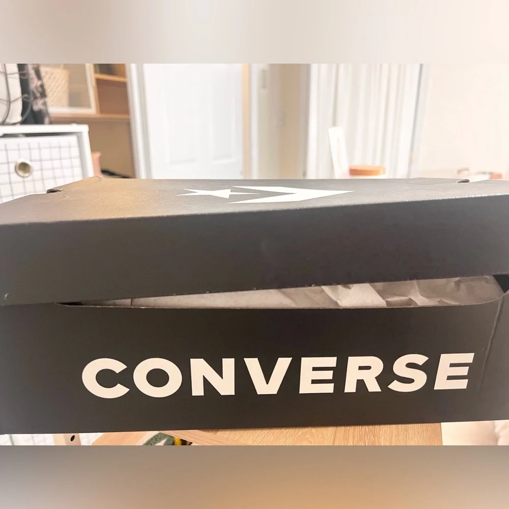 CONVERSE CHUCK TAYLOR ALL STAR GRAY SNEAKERS - Picture 11 of 13